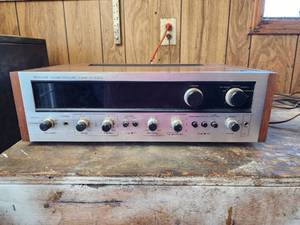 lot 539 image: Pioneer SX-1500TD Stereo Receiver