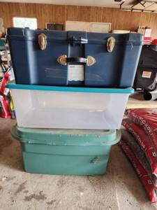 lot 573 image: Large Storage Containers