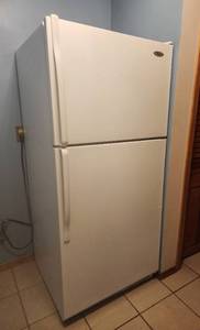 lot 7 image: Whirlpool Top Freezer Refrigerator 29.75 x 29.25 x 65.25 (Works)