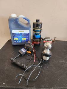 lot 750 image: Karcher Wash & Wax, IBIZ Cleaner, U-Haul Hitch