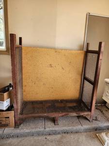 lot 775 image: Metal Firewood Keeper