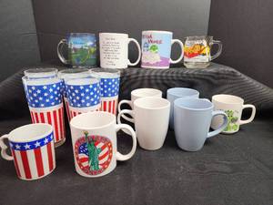 lot 204 image: Mixed Coffee Mug and Glasses - Novelty and Patriotic Designs