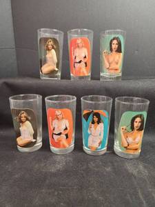 lot 205 image: 1970s Vintage Strip Tease Highball Glasses