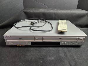 lot 230 image: Sony SLV-D370P DVD Player VHS Combo Progressive Scan