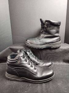 lot 252 image: Mens Size 12 Boots