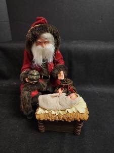 lot 286 image: Christmas Nativity Scene with Santa and Baby Jesus Figurine Set