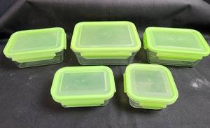 lot 64 image: Snapware Glass Food Storage Containers with Green Lids - Set of 5