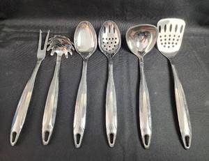 lot 84 image: Stainless Steel Kitchen Utensil Set - 6 Piece Serving Tools