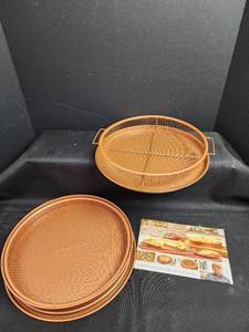 lot 93 image: Copper Chef Perfect Pizza & Crisper Set with Recipe Book