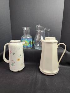 lot 95 image: Thermal Carafe Set with Glass Pitchers