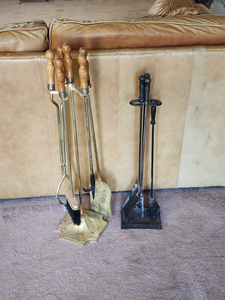 lot 820 image: Fireplace Tool Sets