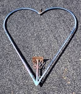 lot 942 image: Decorative Metal Heart Wall Art with Ornate Center Detail 23in. x 29in.