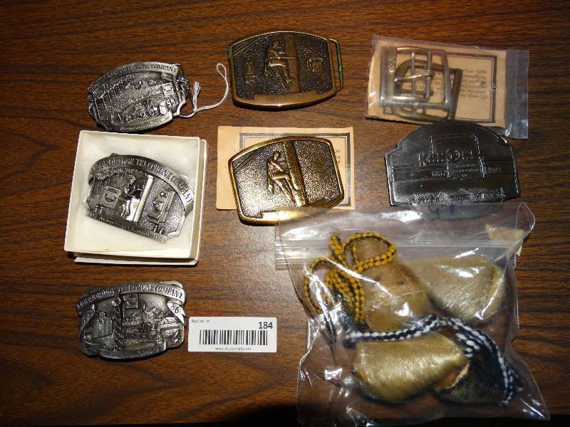 lot 184 image: Lot of collectable belt buckles and polka ropes