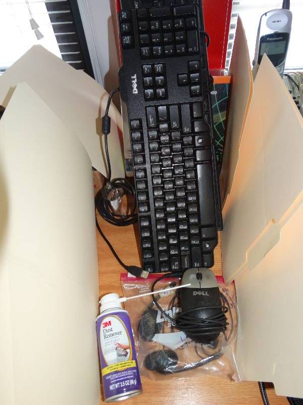lot 214 image: 3 Keyboards, 2 head sets and a mouse for computer