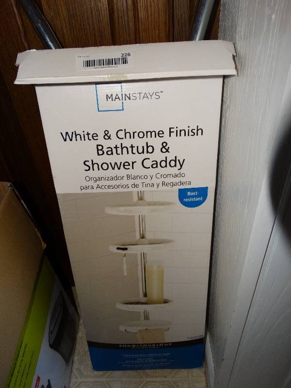 lot 226 image: Bathtub and shower caddy