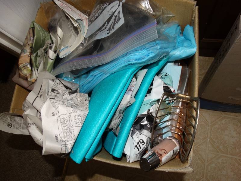 lot 227 image: Box of bathroom items, shower curtains, ect.