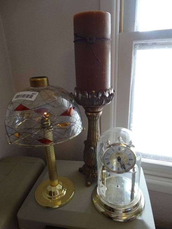 lot 307 image: Elgin anniversary clock candle lamp & large candle stand