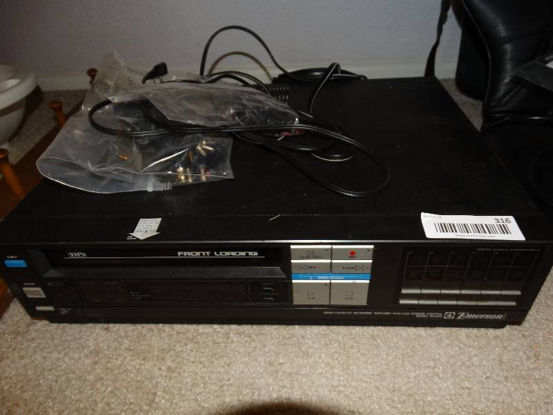 lot 316 image: Emerson VHS player recorder