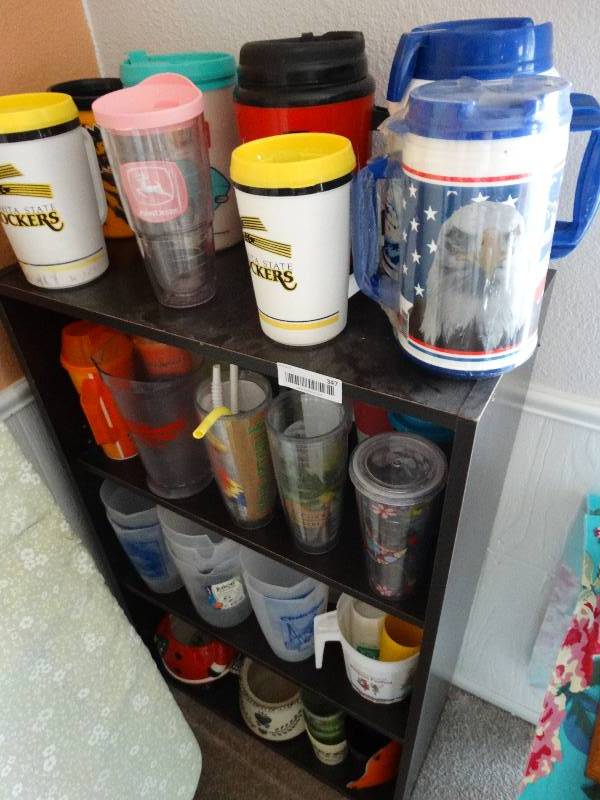 lot 347 image: Shelf unit w large lot of travel mugs pitchers