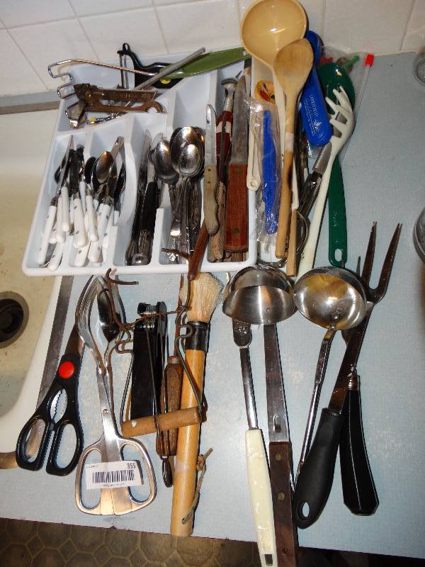 lot 355 image: Large lot of dining & cooking utensils & tray