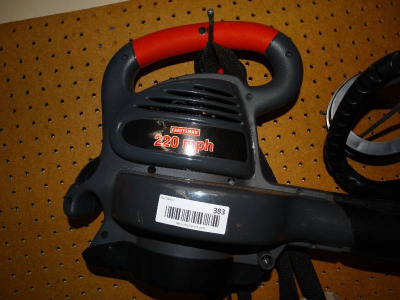 lot 383 image: Craftsman leaf blowervac w attachments