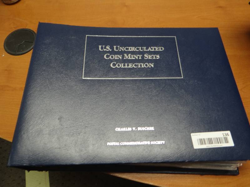 lot 136 image: 65 U.S.A. uncirculated coin mint sets collection in binder