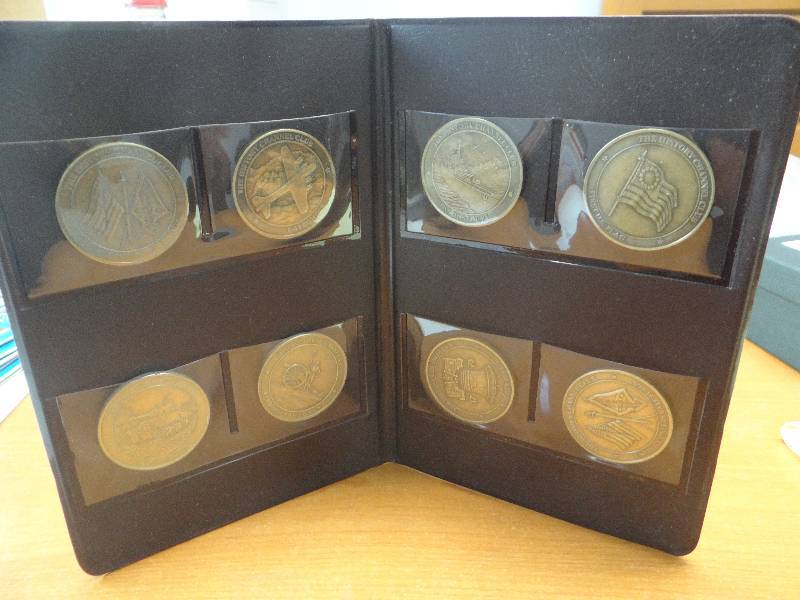 lot 157 image: American History collectors series 8 coin set in book