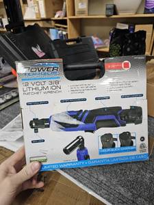 lot 205 image: Power Torque Compact Ratchet Wrench 38 12v Kit