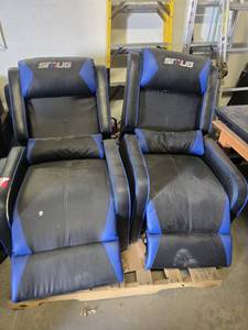 lot 6898 image: (2) SitIUG Reclining Gaming Chairs