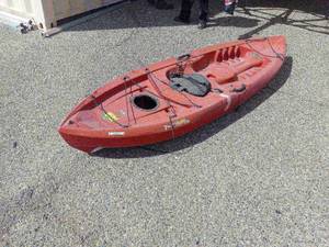 lot 6934 image: Tamarack 120 10ft Kayak