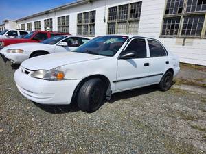 lot 12582 image: 2000 Toyota Corolla  WHITE