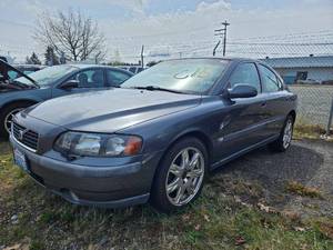 lot 12560 image: 2003 Volvo S60, AWD  GREY