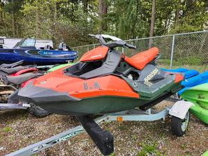 lot 12603 image: 2017 Sea-Doo Spark Rotax 900 HO Personal Watercraft