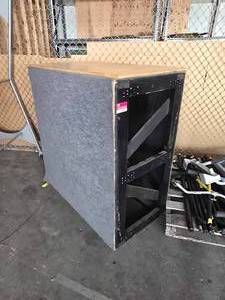 lot 19510 image: Fitness Instructors Carpeted Platform