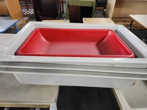 lot 22018 image: (4) Water Table Inserts