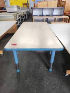 lot 22027 image: Rectangle Childrens Adjustable Height Table