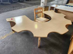 lot 22039 image: Lakeshore Curved Educational Activity Table