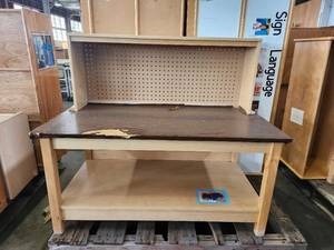 lot 22049 image: Childrens Wooden Workbench with Pegboard Backing and Lower Shelf