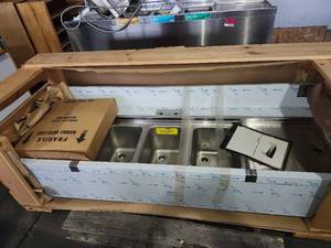 lot 22073 image: Commercial 3-Compartment Stainless Steel Sink with Sanitizing Station
