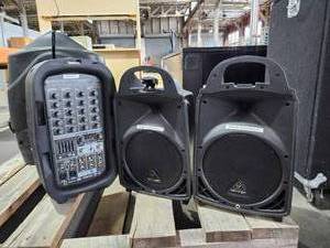 lot 22143 image: Behringer Europort PPA500BT Portable PA System 500W