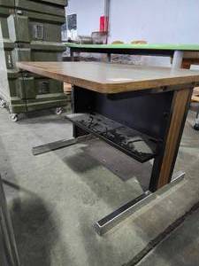 lot 22154 image: Modern Office Desk with Metal Base and Laminate Top