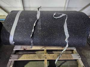 lot 22195 image: Commercial Rubber Flooring Roll - Black with BlueWhite Flecks