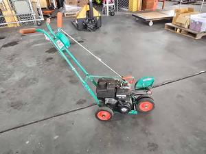 lot 19557 image: Power Trim Lawn Edger