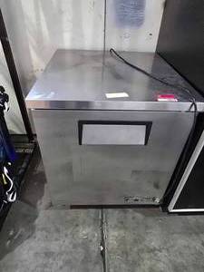 lot 19614 image: True Work Top Refrigerator Model TUC-27