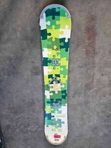 lot 19617 image: Head Snowboard Puzzle Design