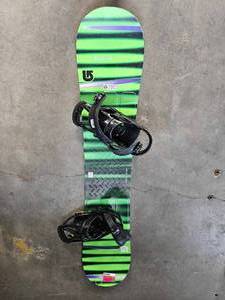 lot 19624 image: Burton LTR 155W Snowboard with Bindings