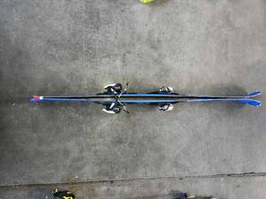 lot 19627 image: Salomon XDR 79 Ti Skis with Bindings L161