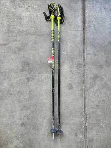 lot 19631 image: Salomon 120cm Ski Poles BlackYellow Aluminum