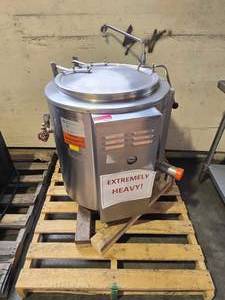 lot 19642 image: Groen 20 Gallon Kettle Model EE-20