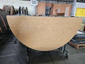 lot 21783 image: 6ft Round Folding Table